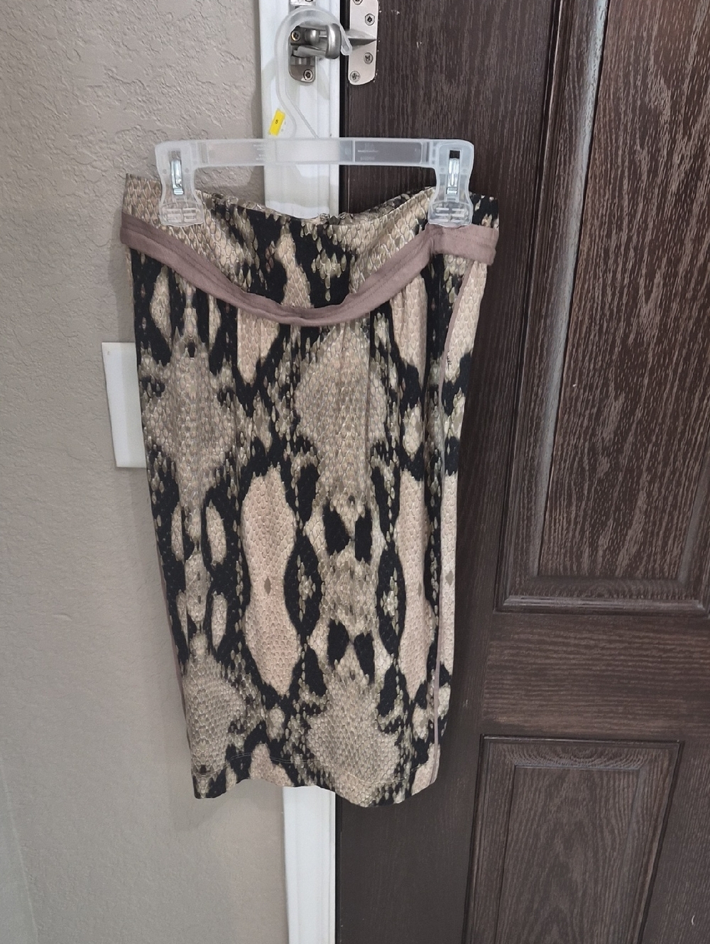 Just Cavalli Black and Taupe Snake-Print Pencil Skirt